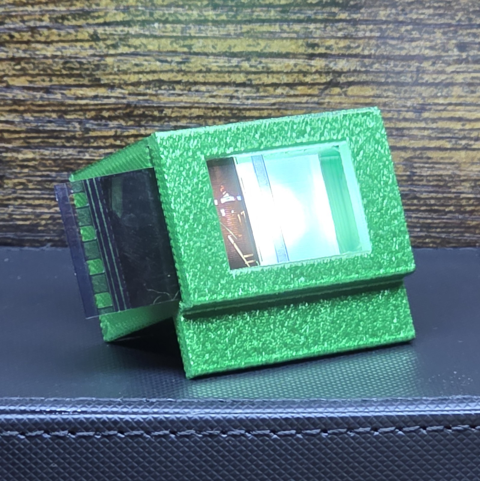 🎬 STAR WARS 35mm Film Display with Your Choice of 1 Authentic Film Cell!