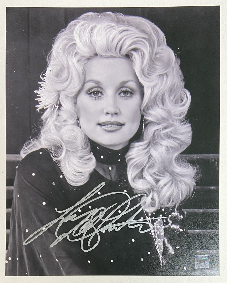 DOLLY PARTON Autographed Signed Black & White Promo Photo