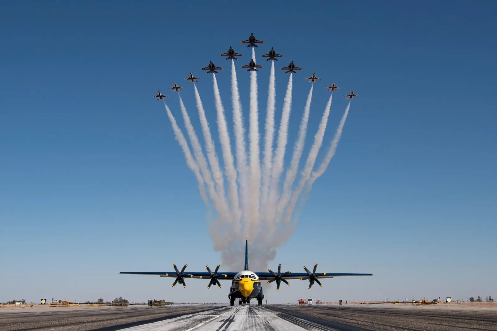 U.S navy Blue Angels & U.Sairforce Thunderbirds 8×10 Picture Celebrity Print