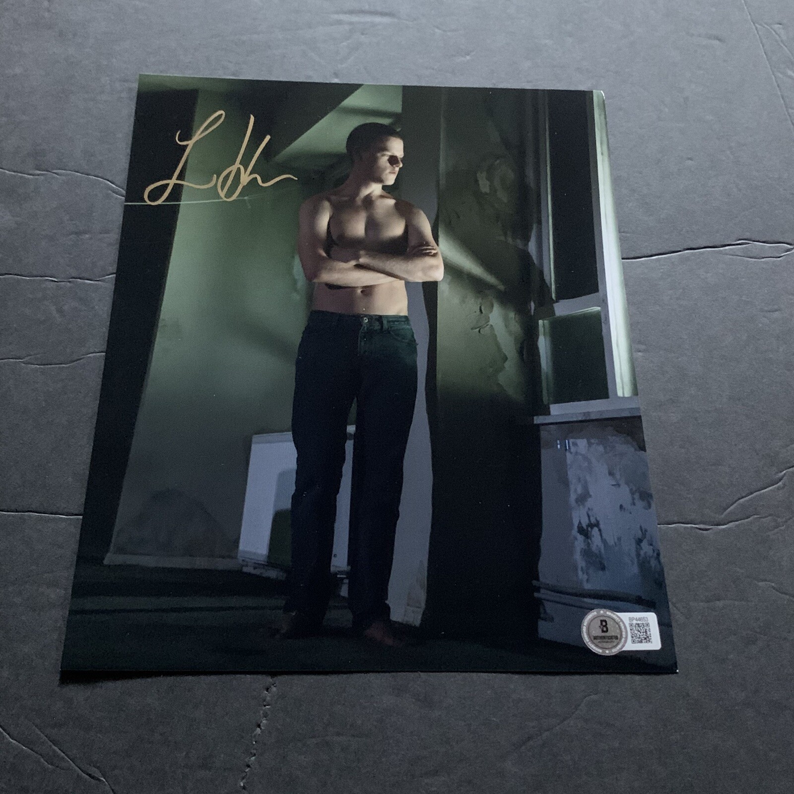 Lucas Hedges Signed Manchester By The Sea Shirtless Sexy 8×10 Photo Beckett BAS