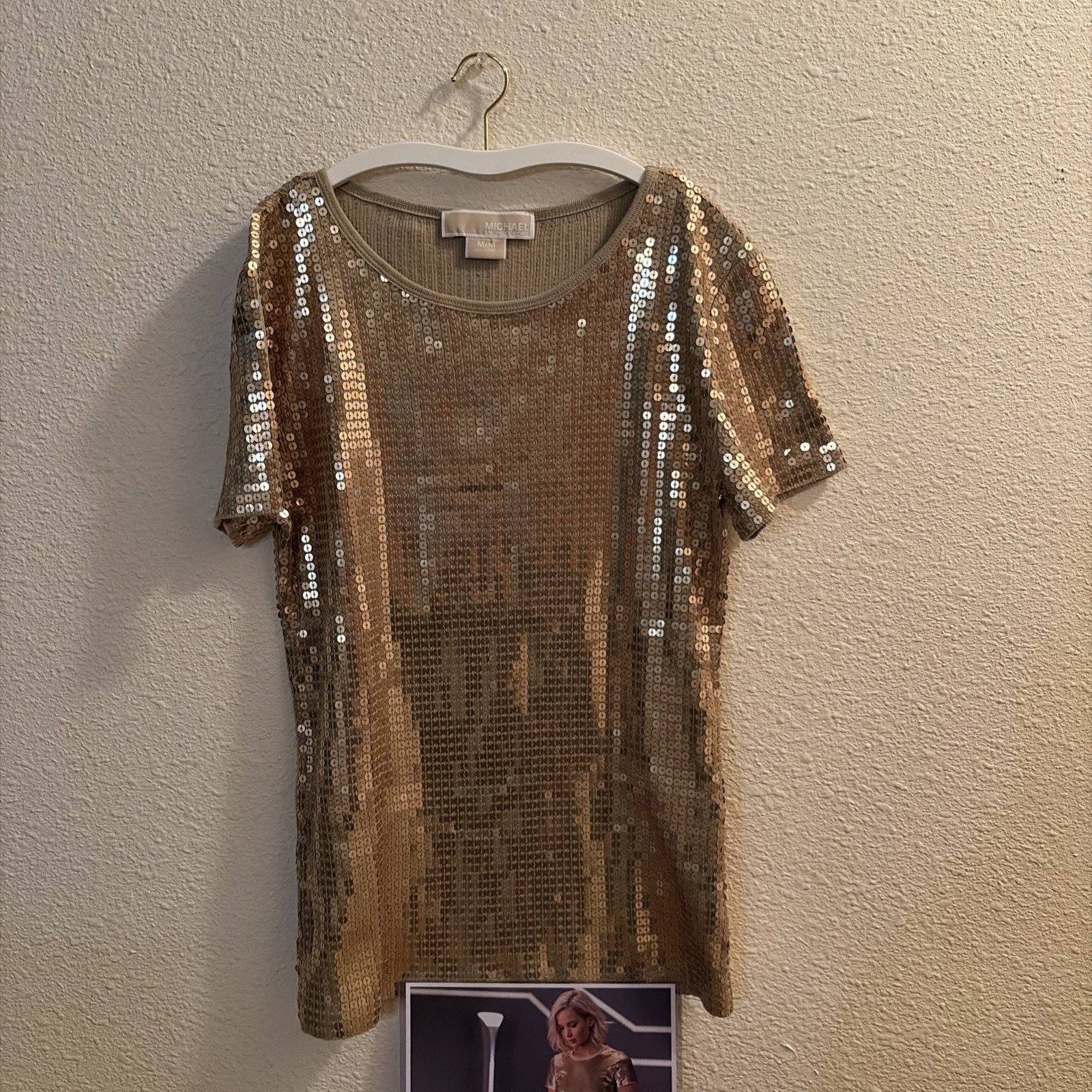 Jennifer Lawrence, Passengers, Gold sequin top with COA