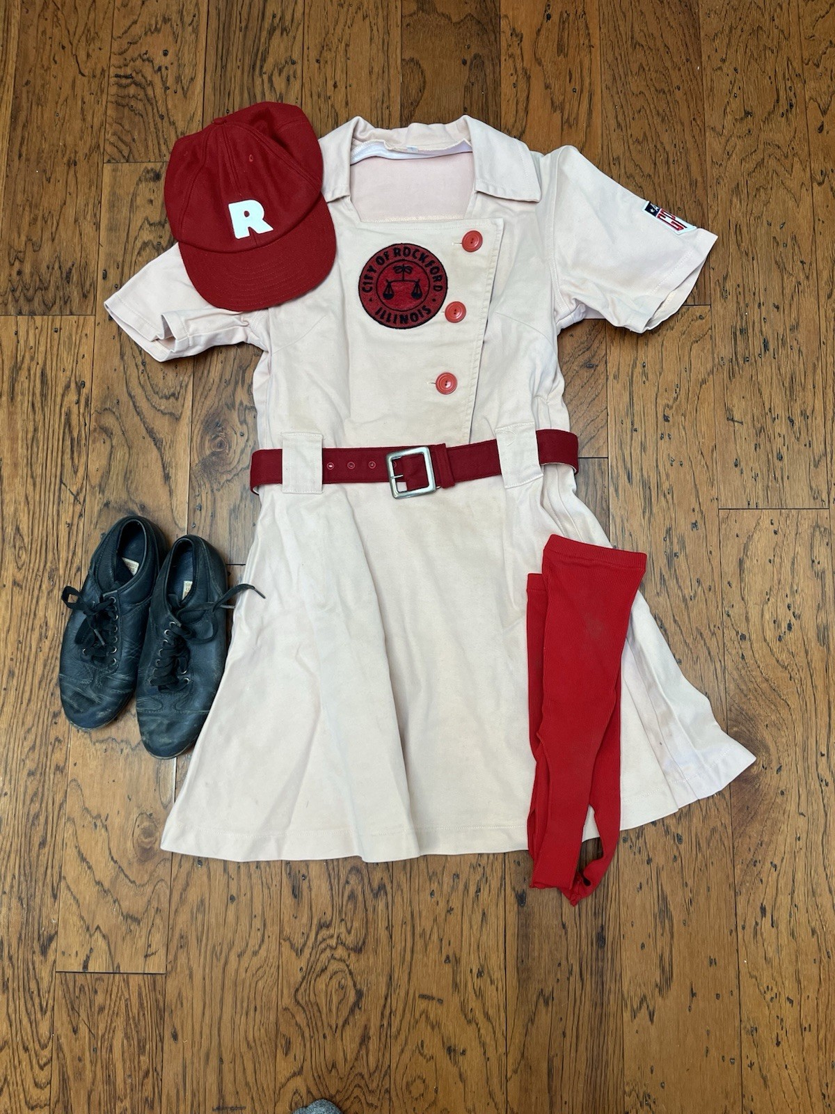 A League Of Their Own TV Screen Jess McCready Rockford Peaches Uniform COA