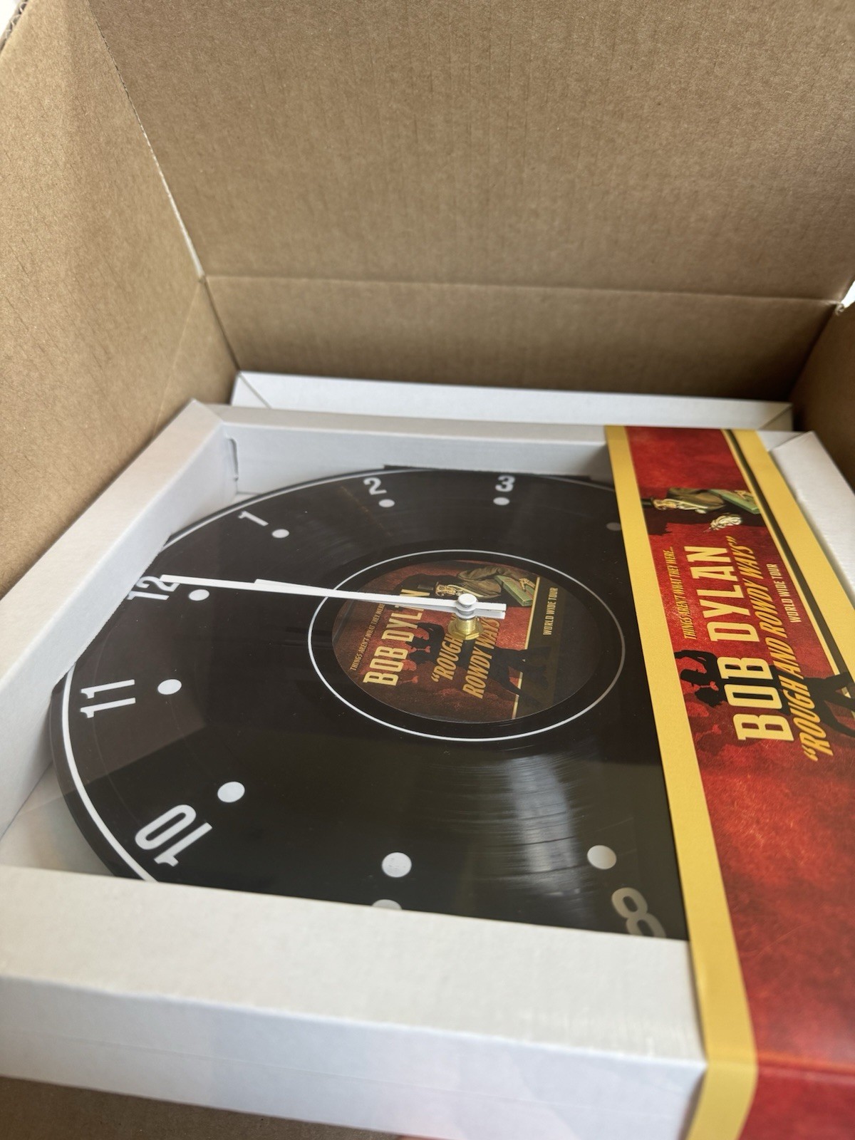 BOB DYLAN ROUGH & ROWDY WAYS VIP Box-ALBUM WALL CLOCK & VIP PASS & Magnet Sealed