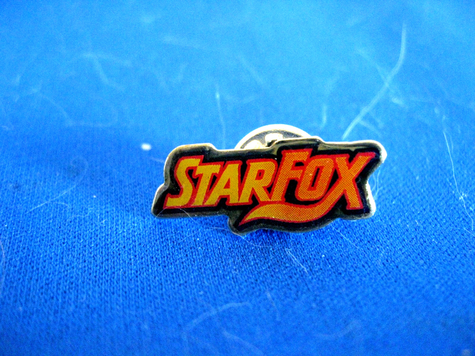 Nintendo Star Fox Weekend Competition Promo Pin Starfox AUTHENTIC NEW w/bag 1993