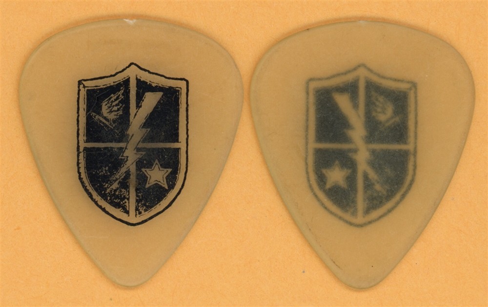 The Offspring Dexter Holland Vintage Guitar Pick – 2009 Rise & Fall Tour