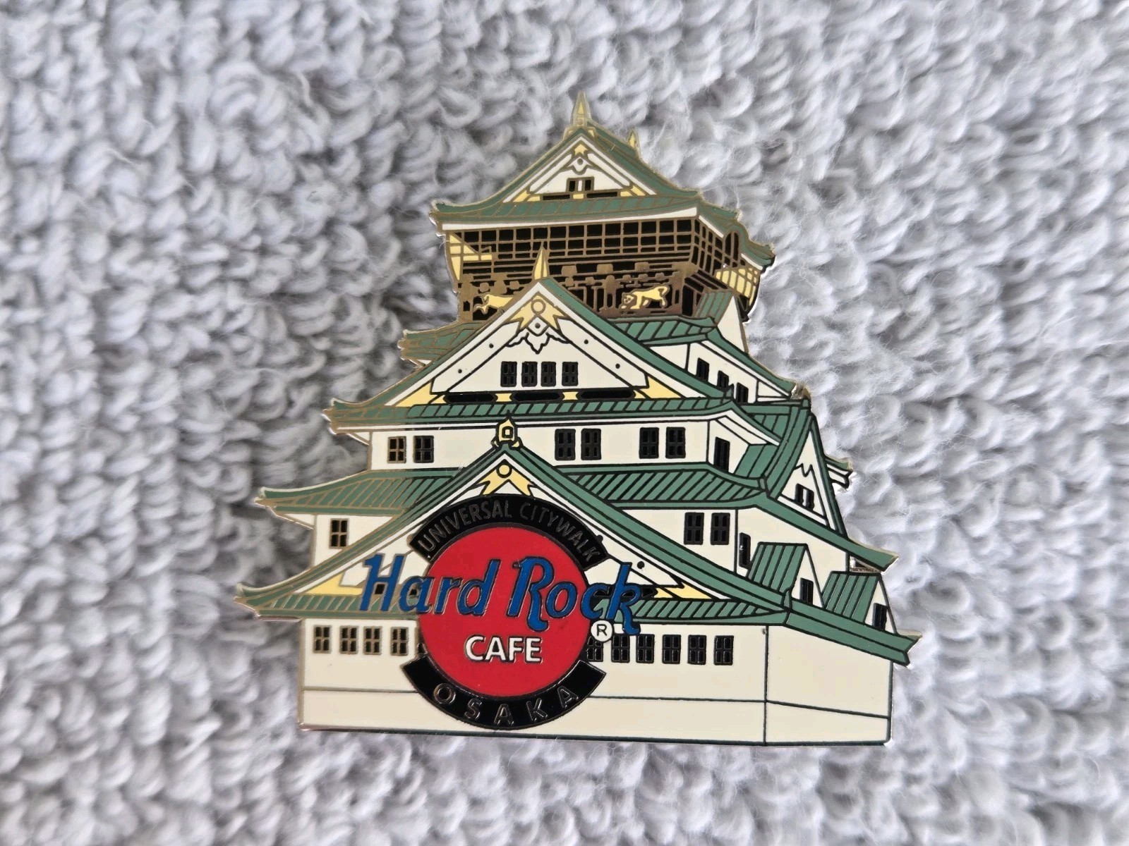 ~HTF~ 2001 Hard Rock Cafe Osaka Japan Castle Pin ~ Superb Condition