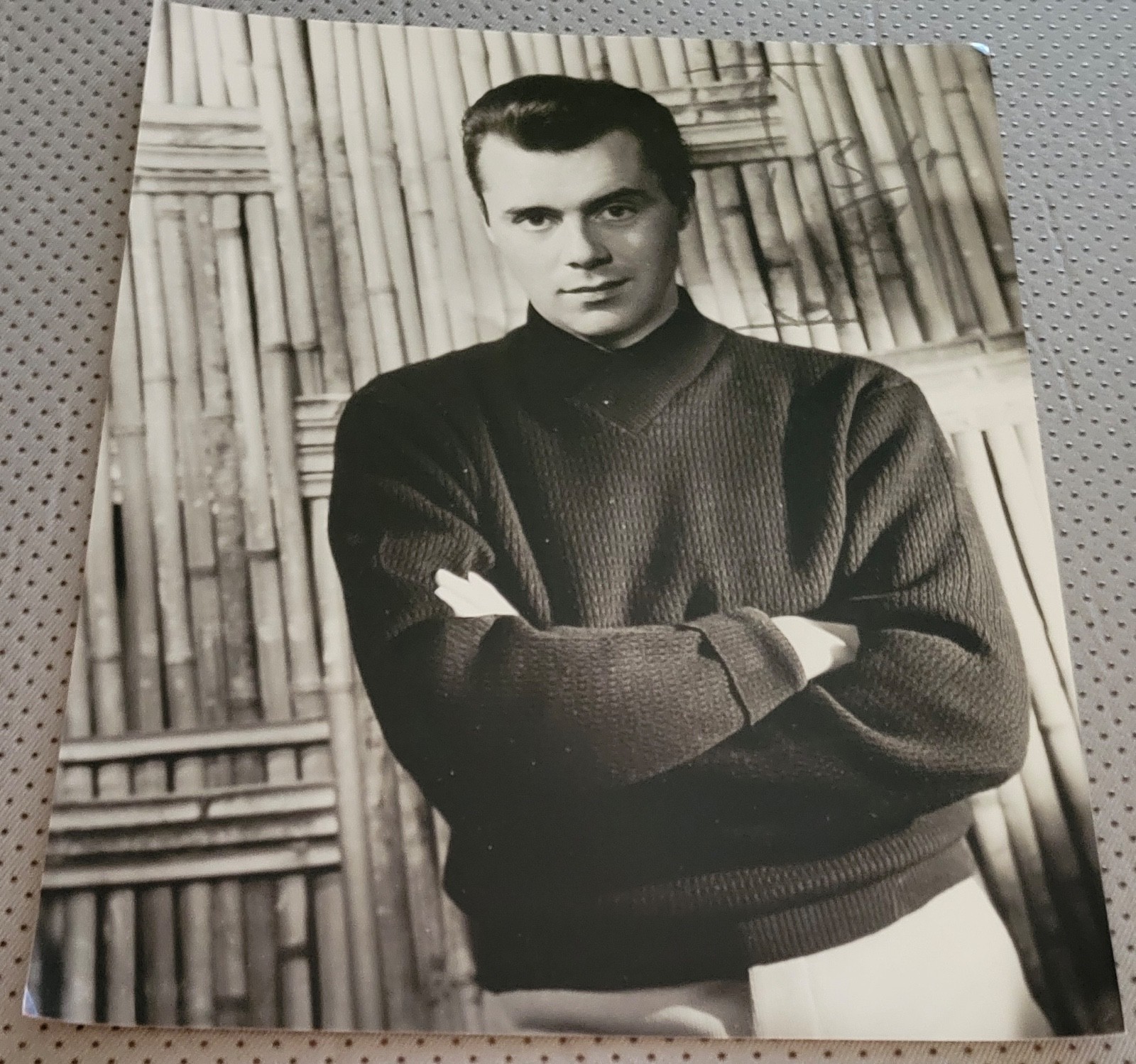 Vintage Glamour Photo 8×10 – DIRK BOGARDE