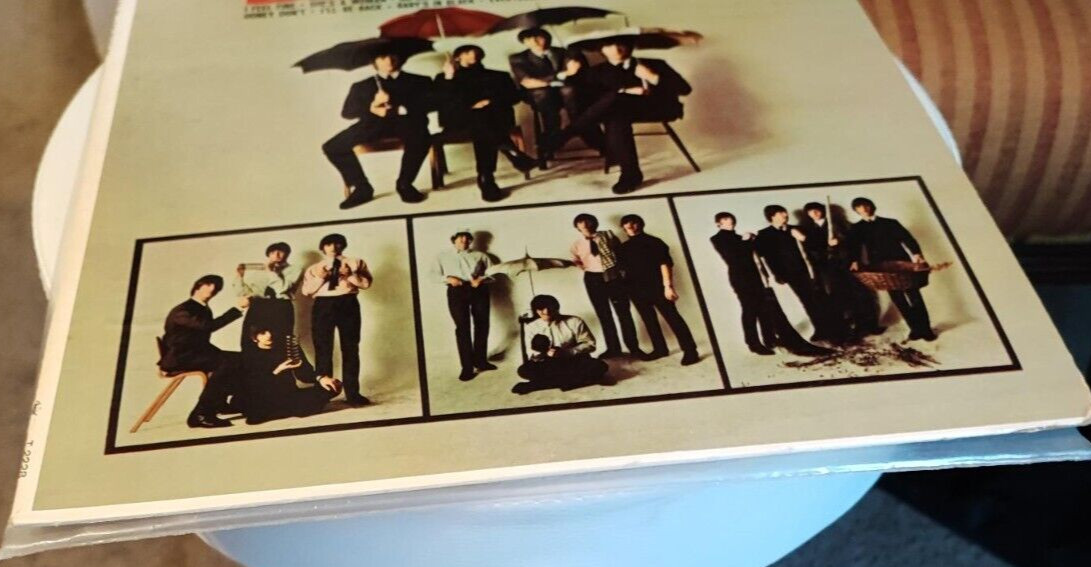 Original VG++ to NM- “Mono” Beatles 65′ on The Original Capitol Rainbow Label