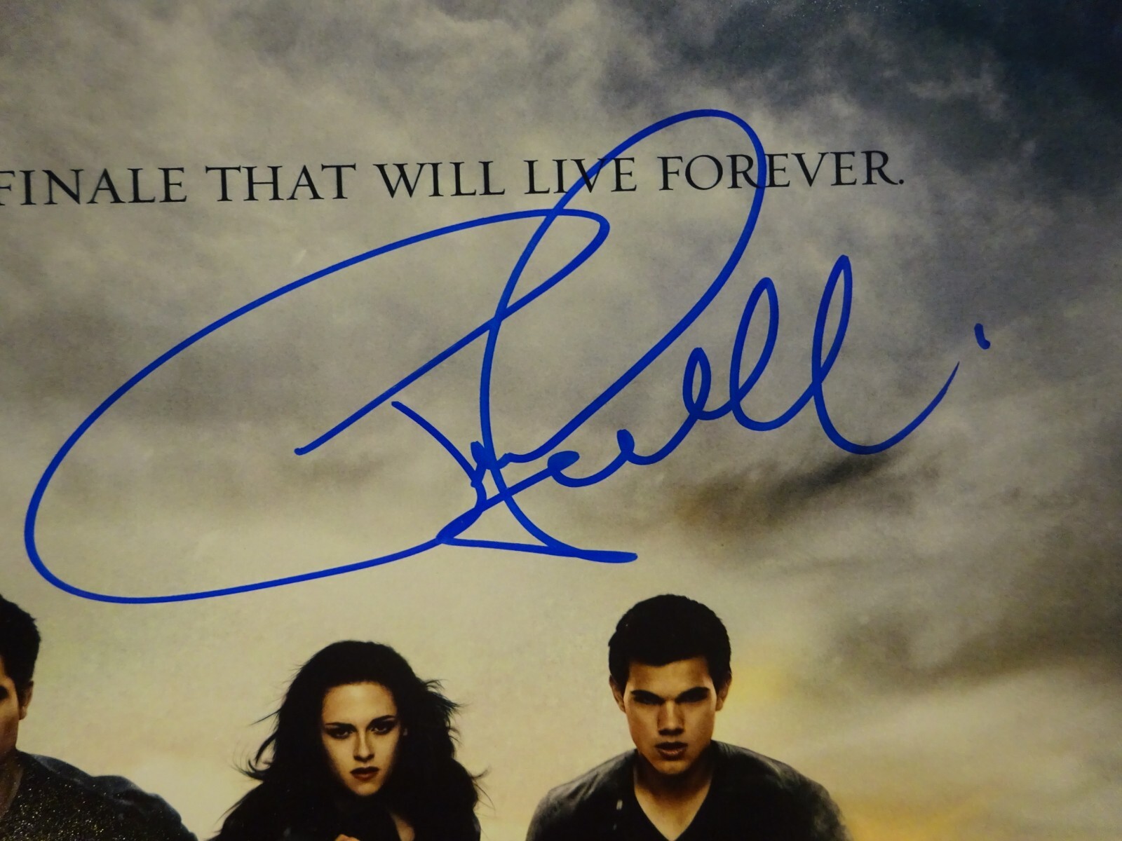 Signed Peter Facinelli Autographed Twilight Breaking Dawn 12″x18″ Photo BAS COA