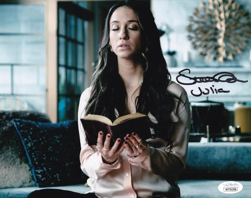 STELLA MAEVE “Julia” Signed The Magicians 8×10 Photo (JSA Witness COA)