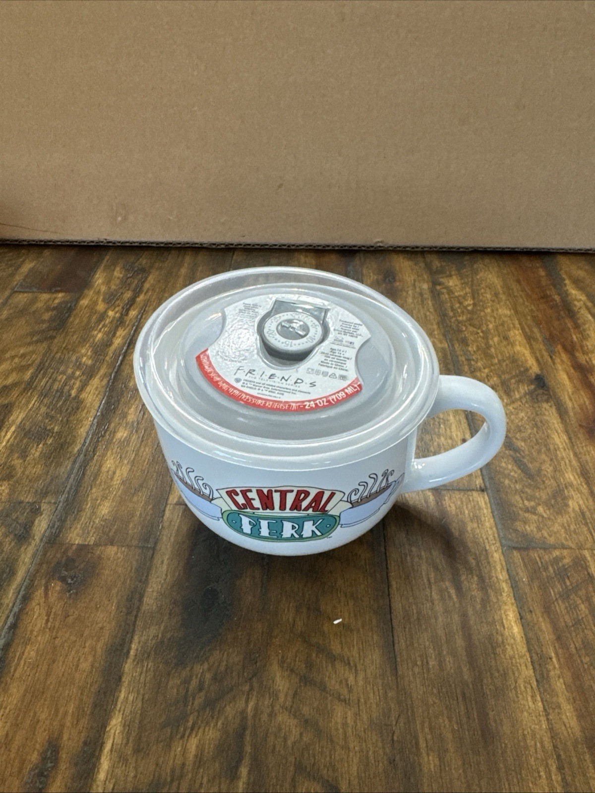 Friends Central Perk Solo Mug & Ornamnets Set of 3 Brand New