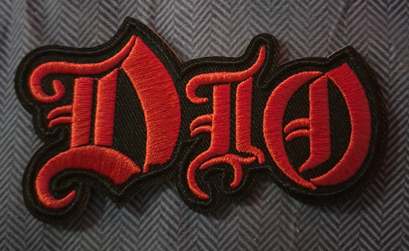 DIO~Metal Rock~Ronnie James DIO~Embroidered Patch~Iron or Sew~4 1/8″ x 2″