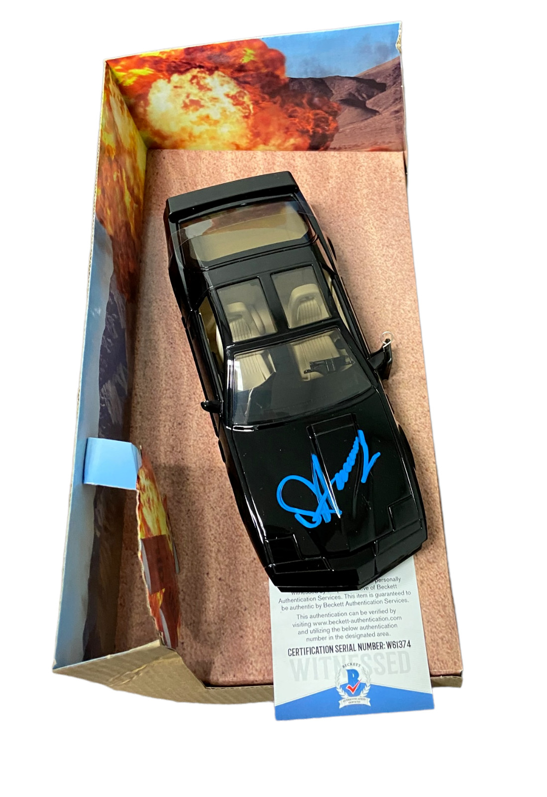 DAVID HASSELHOFF SIGNED AUTOGRAPH KITT 1:24 DIECAST CAR KNIGHT RIDE BECKETT BAS