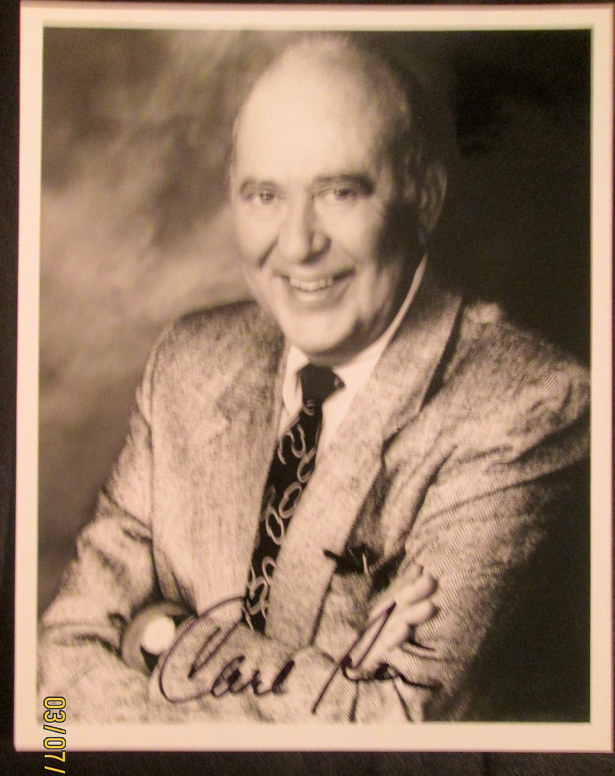 CARL REINER :ACTOR ( ORIGINAL AUTOGRAPH PHOTO) CLASSIC