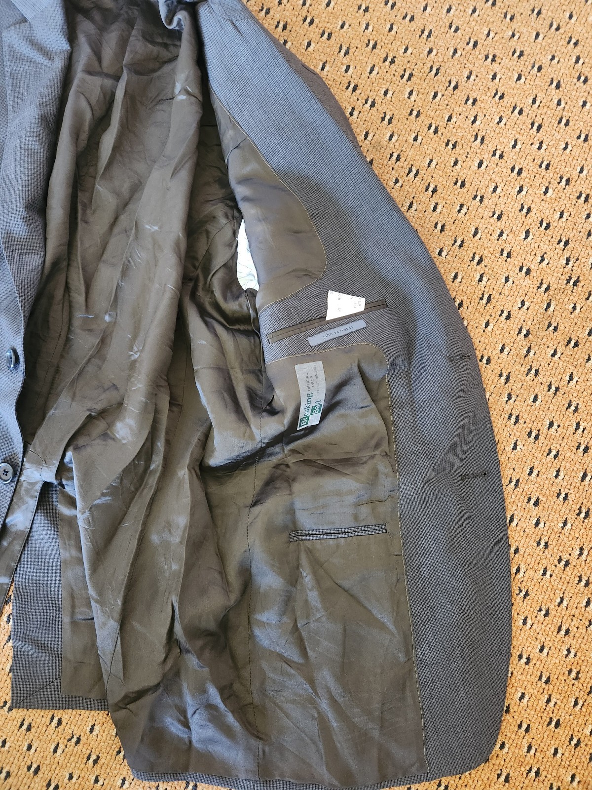 Breaking Bad Original Screen Used Walter White John Varvatos Sport Coat Prop