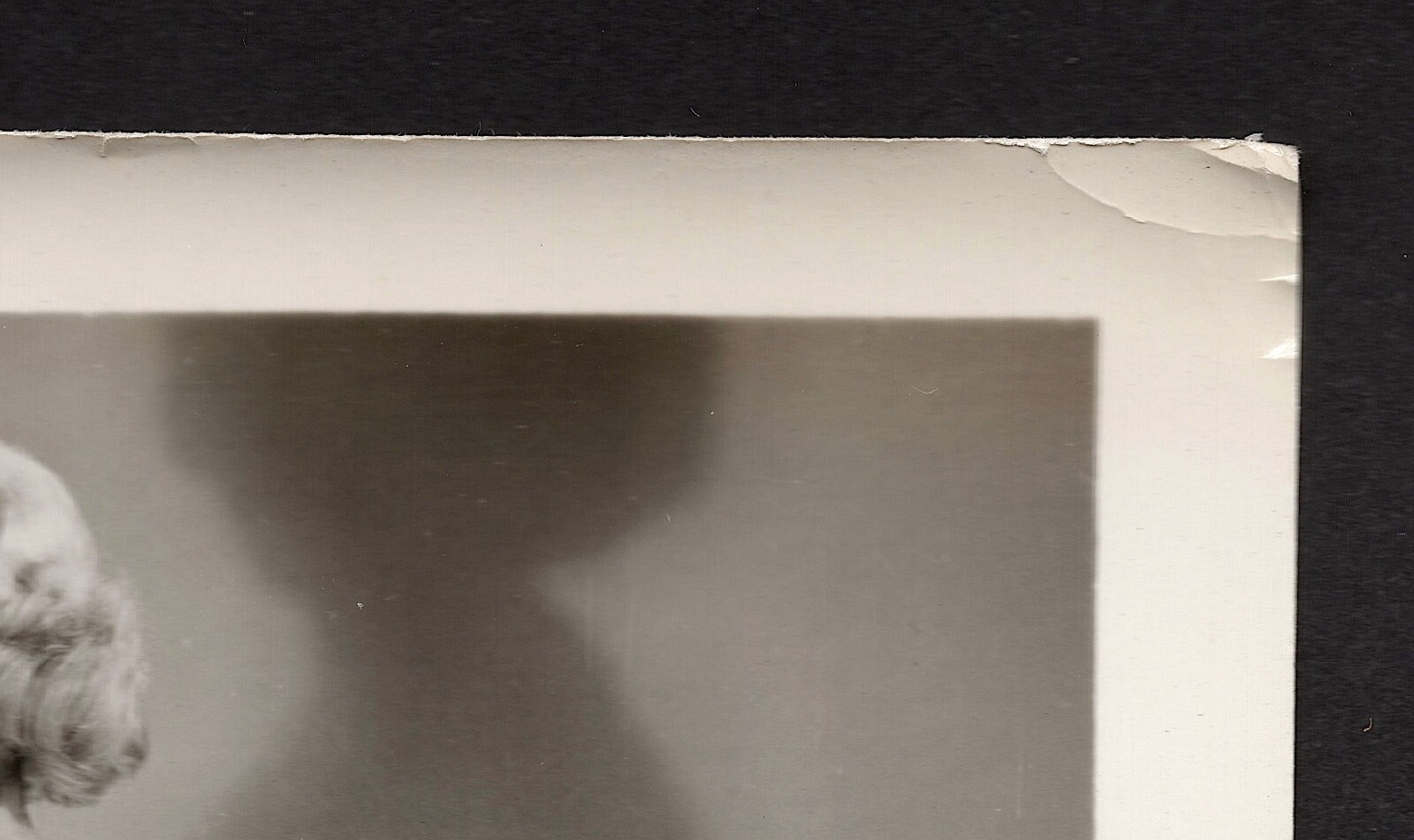 DRAMATIC VINTAGE C1940/50 COY RETRO ROCKABILLY BUNNY YEAGER SILVER GELATIN PHOTO