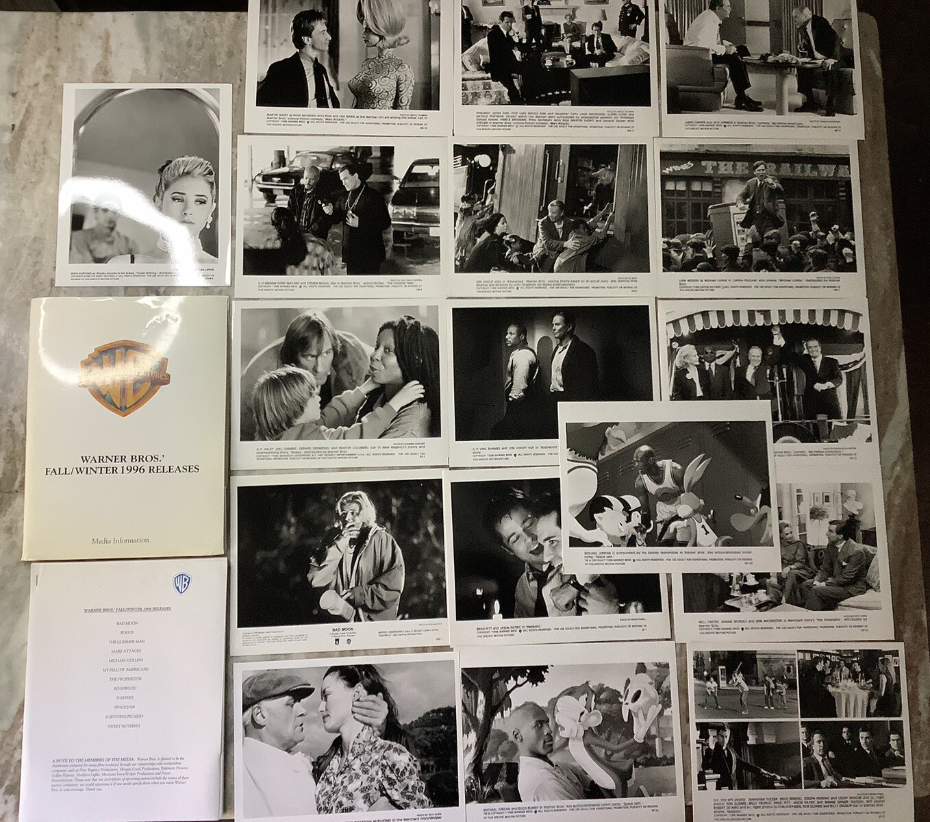 1996 Warner Bros. Pictures Fall/Winter Movie Promo Press Kit W/ Pictures