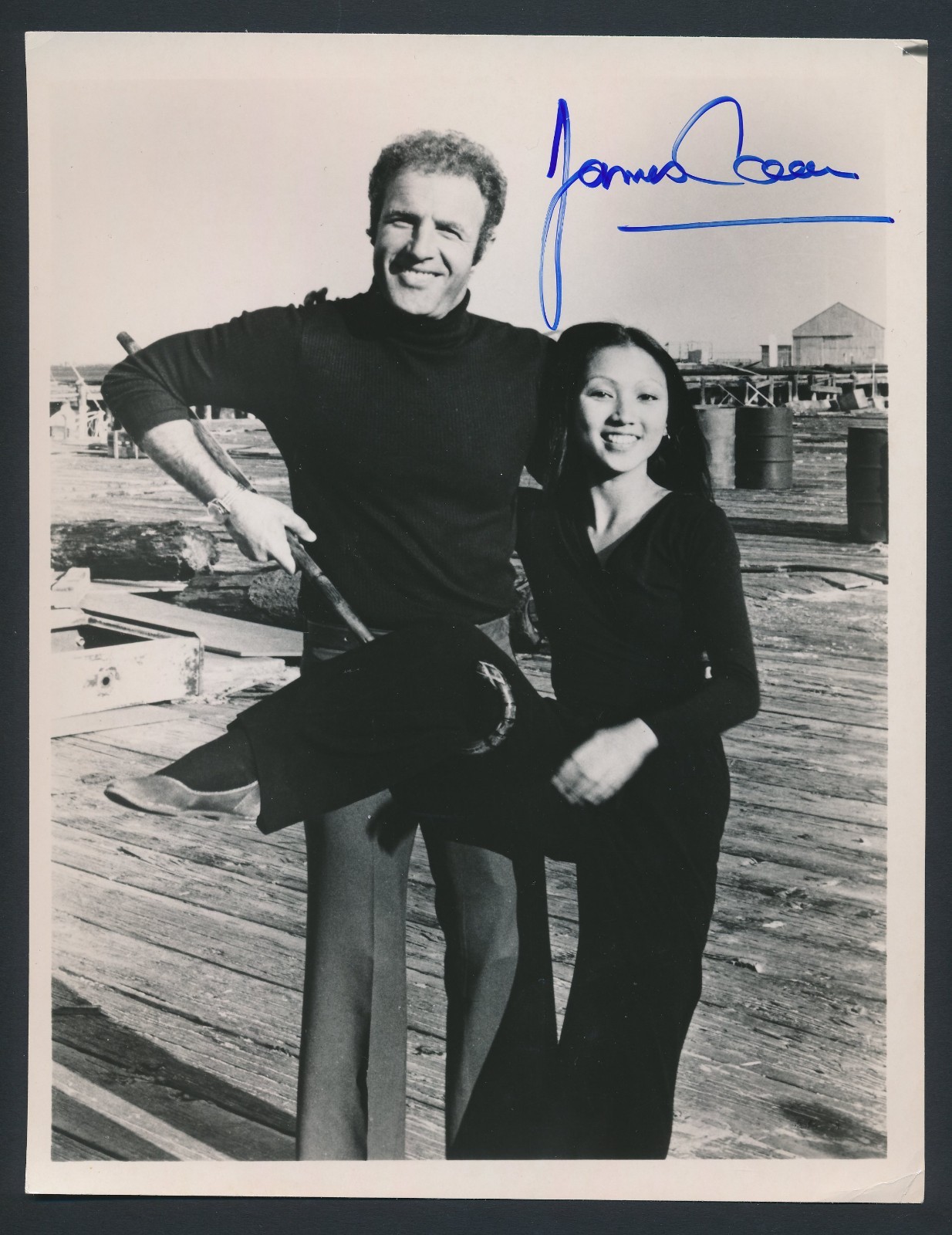 James Caan – Vintage Signed B&W 7×9 Still – “The Killer Elite” – 1975