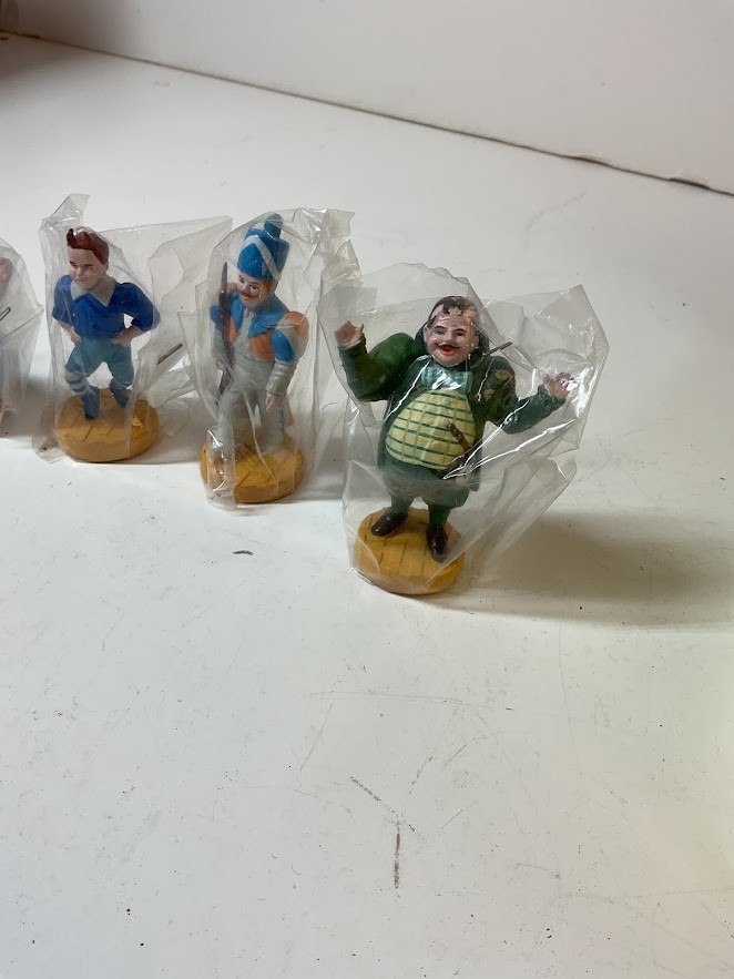 WIZARD of OZ vtg MUNCHKIN COMPLETE SET Loew’s Ren FIGURES Turner Presents 1988