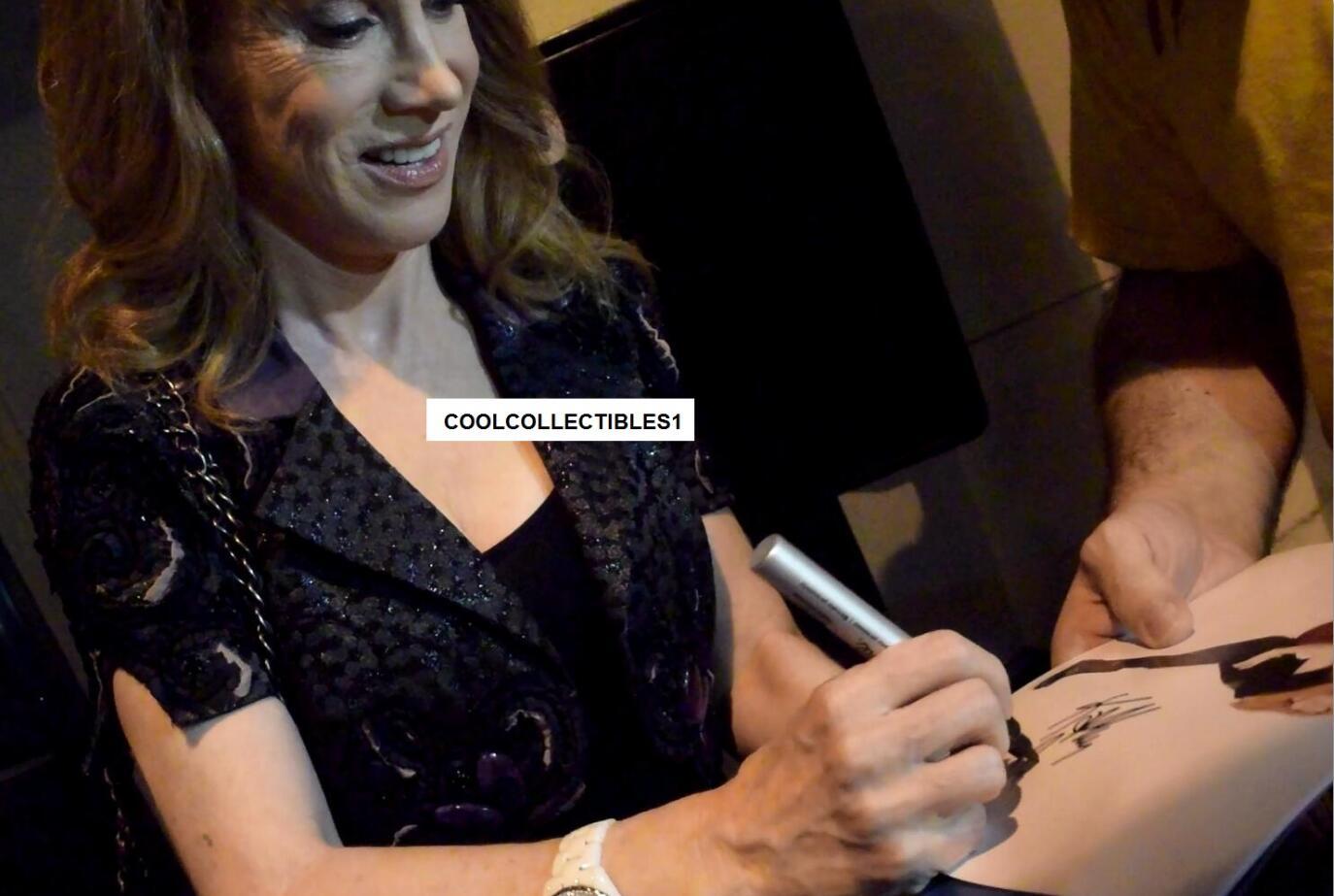 KATHY GRIFFIN IN PERSON SIGNED 8X10 COLOR PHOTO 12 “EXACT PROOF”