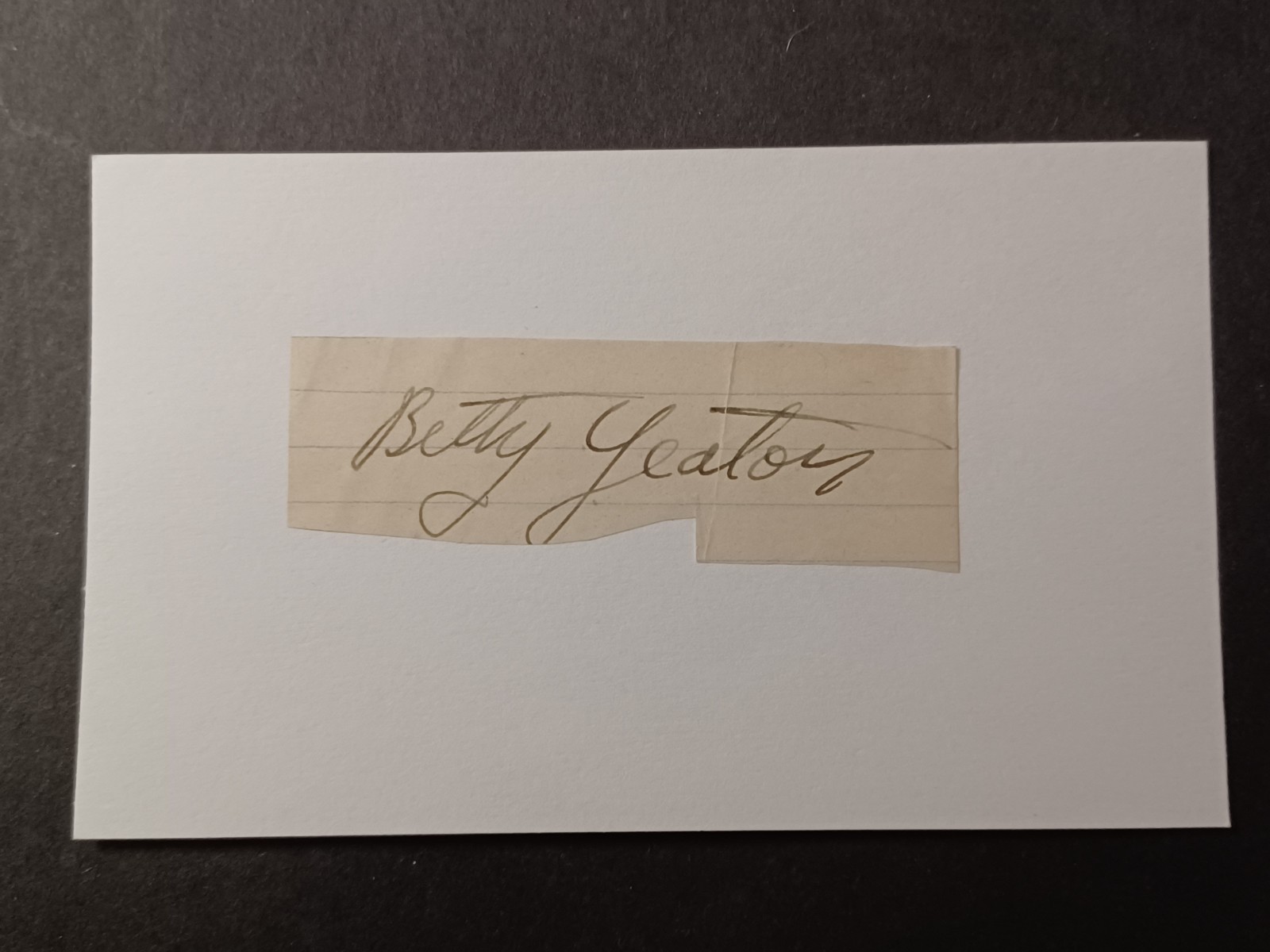 Betty Yeaton Signed Cut on Index Card – Abbott & Costello Go to Mars
