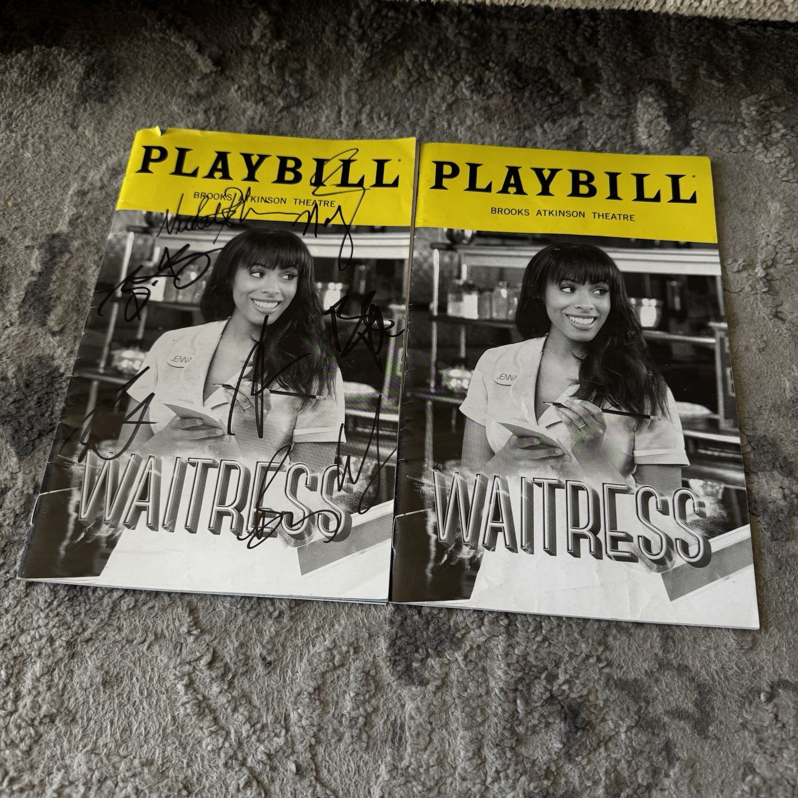 WAITRESS 2018 Broadway PLAYBILL Signed By Cast 1st Show Of Nicollete Robinson