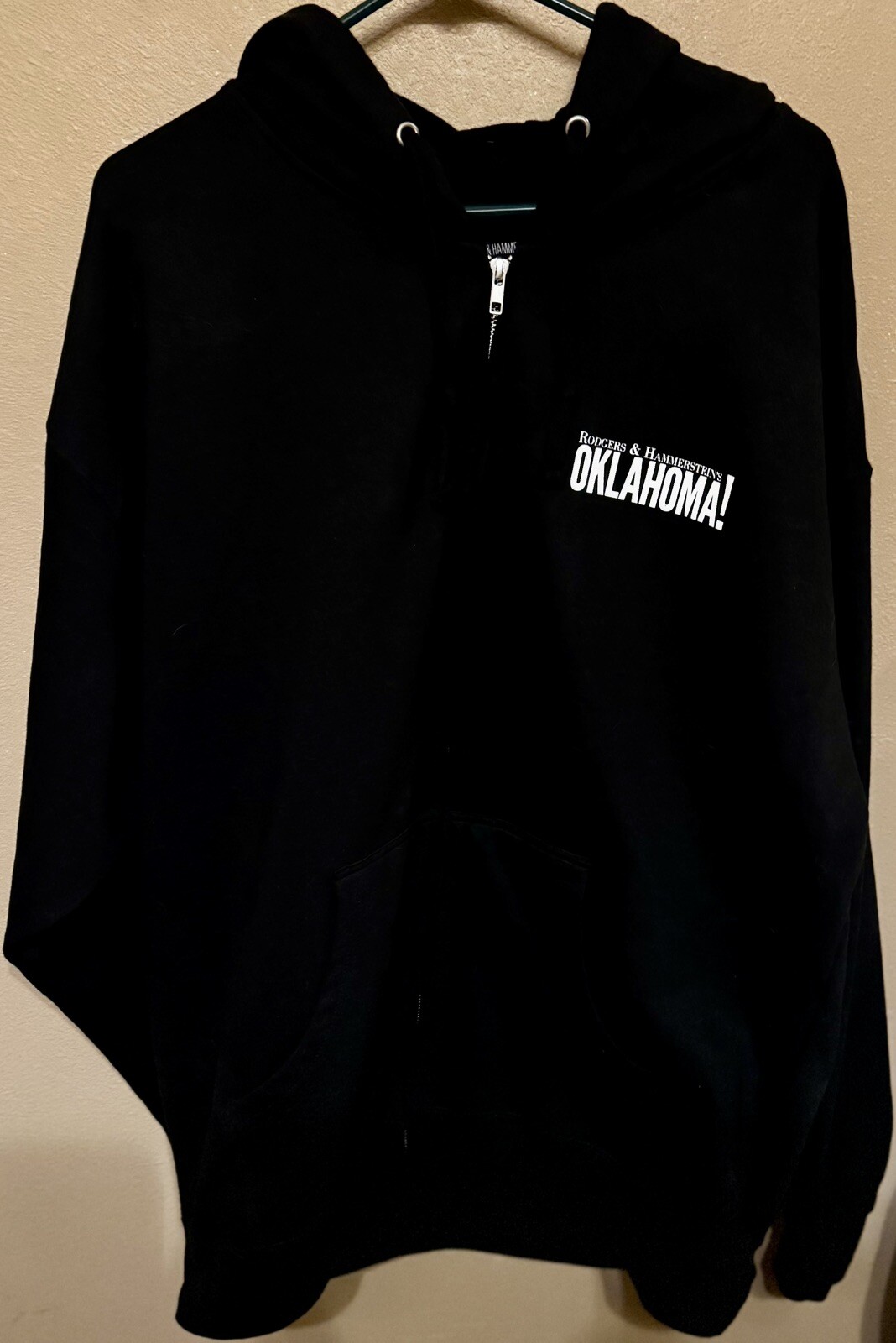 Roger & Hammerstein’s OKLAHOMA! The Musical BROADWAY Full Zip HOODIE 2XL