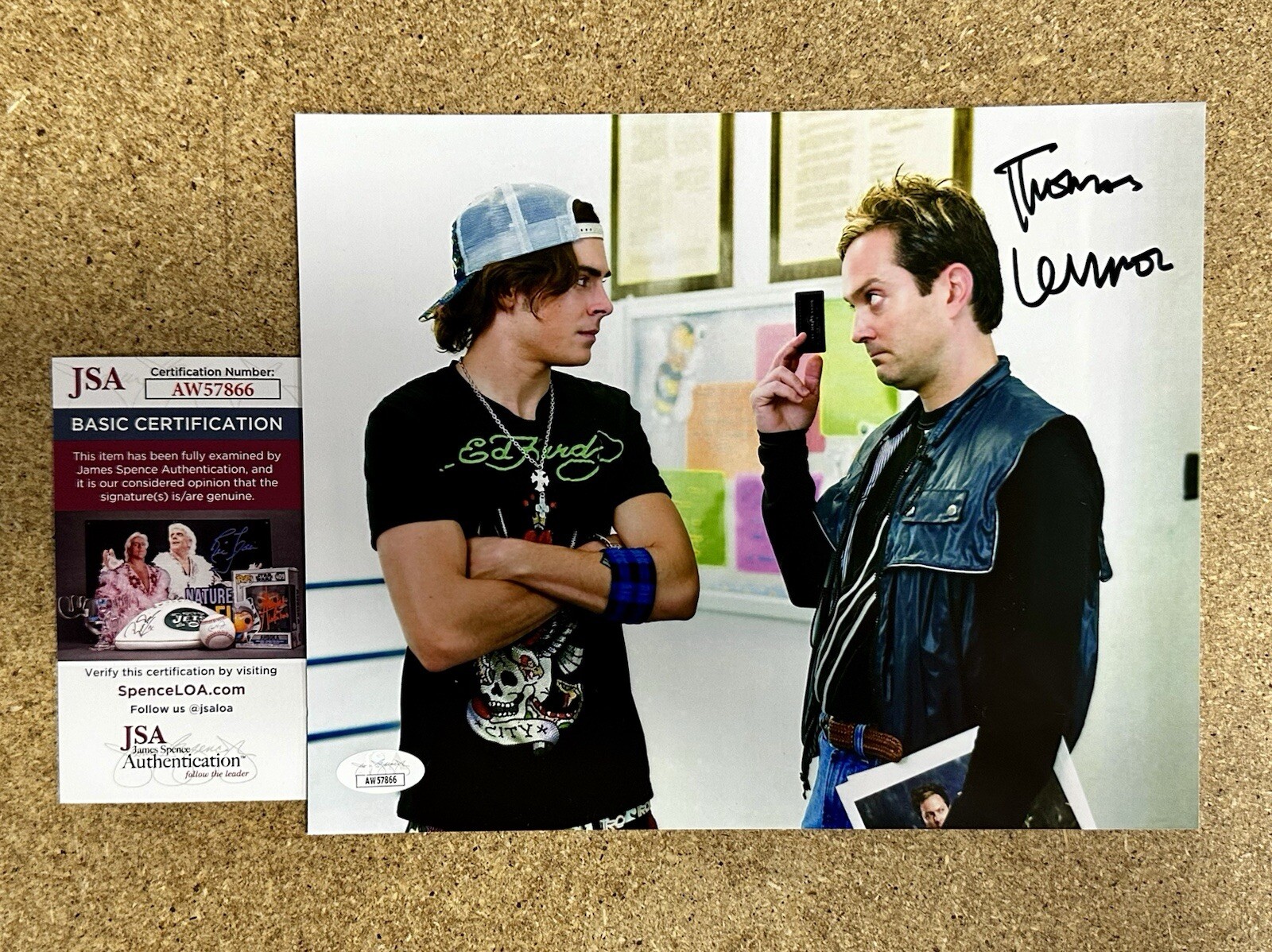 Actor Thomas Lennon Signed Ned Gold 17 Again 8×10 Photo With JSA COA