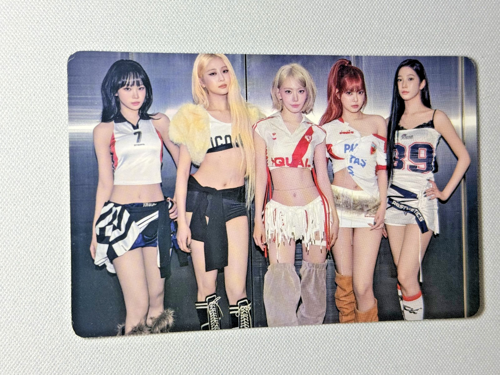 Group Le Sserafim Photocard – Iconic By Mistake Kpop Cute Sexy Girl Collab