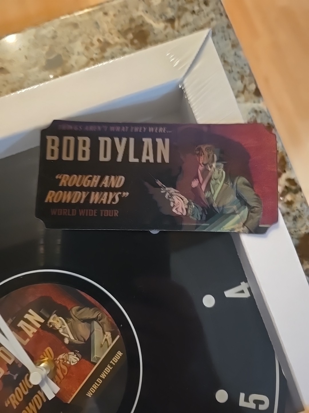 BOB DYLAN ROUGH AND ROWDY WAYS VIP PACKAGE ALBUM WALL CLOCK & VIP PASS & Magnet