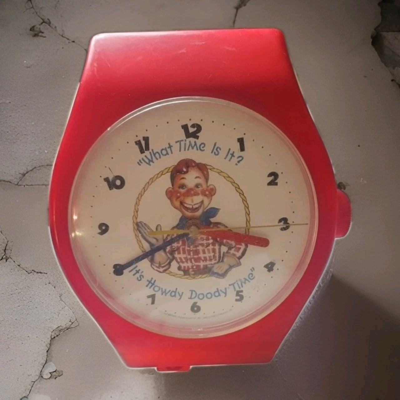 Rare Howdy Doody “It’s Howdy Doody Time” Red Wall Clock (Untested)