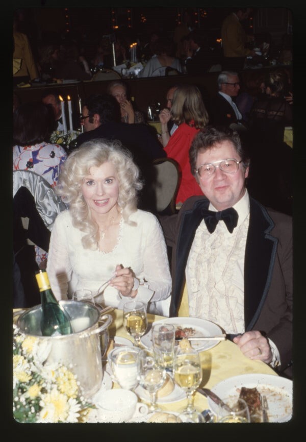 Donna Douglas Beverly Hillbillies star Candid 1970’s Original 35mm Transparency