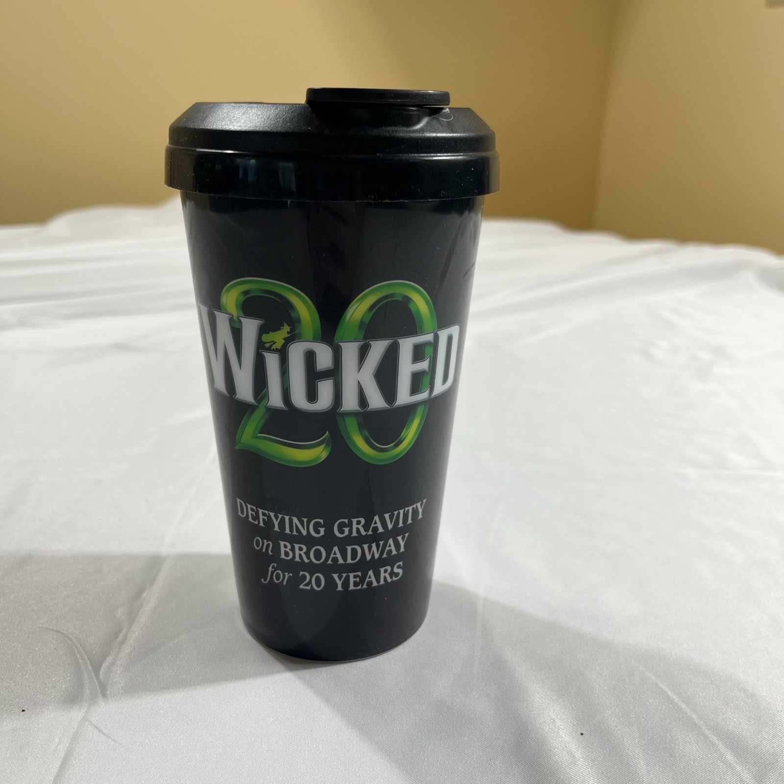 Wicked 20th Anniversary Broadway Souvenir Cup 16oz Travel Tumbler Lid Elphaba