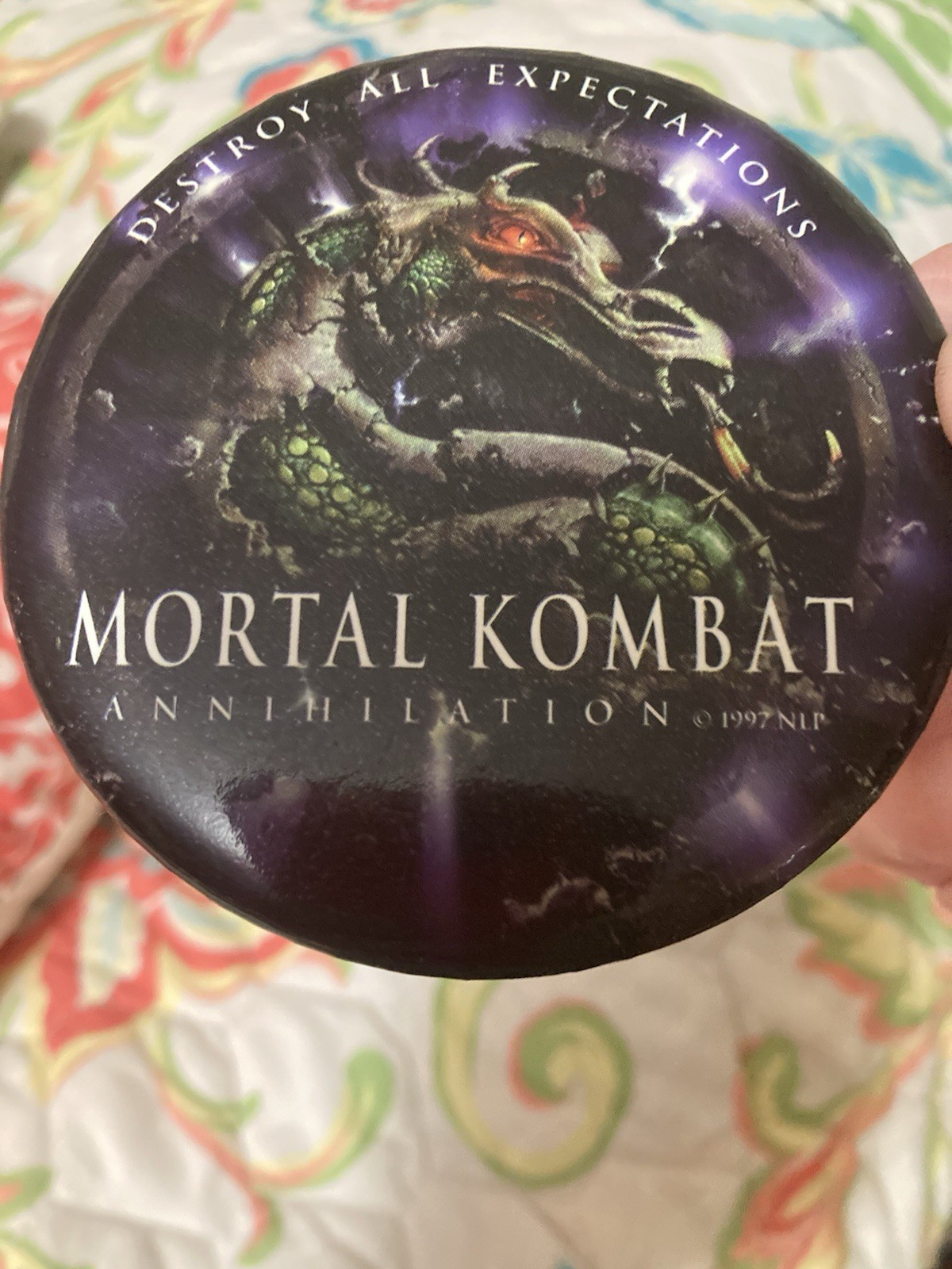Mortal Combat Vintage Push Back Button … almost 3 Inches