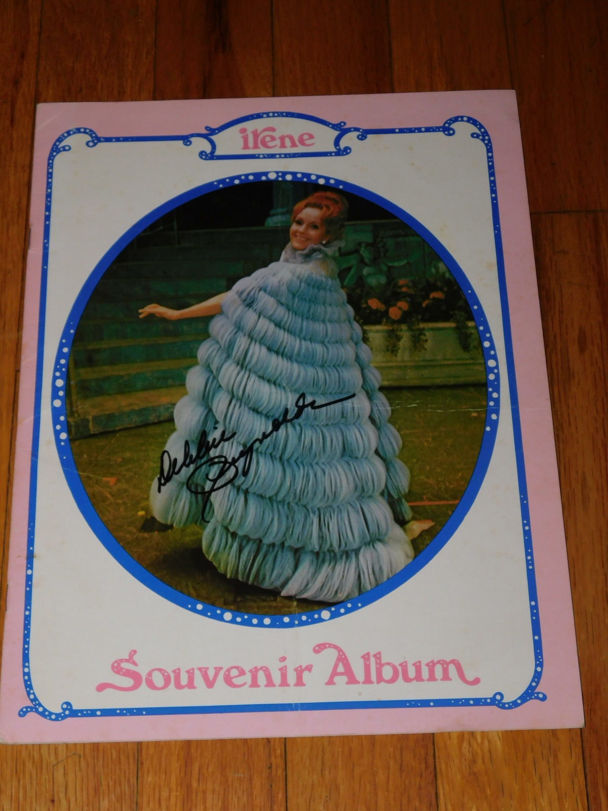 Debbie Reynolds Autograph Signed Irene Souvenir Album