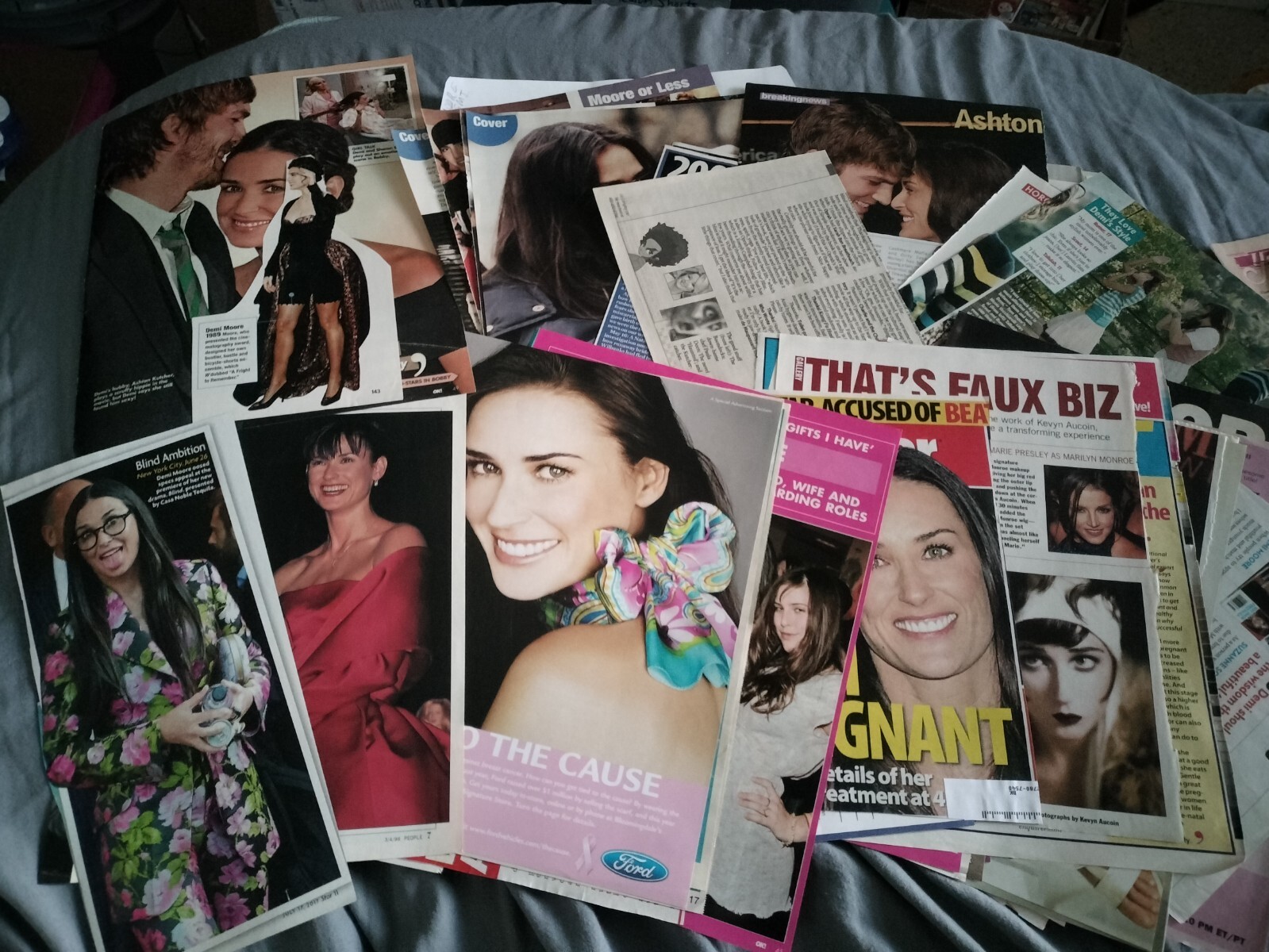 DEMI MOORE 1/2 pound clippings lot 40 years