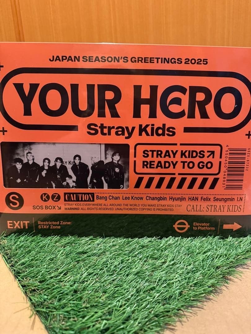 Stray Kids JAPAN SEASON’S GREETINGS 2025 Your Hero Full set KPOP idols goods