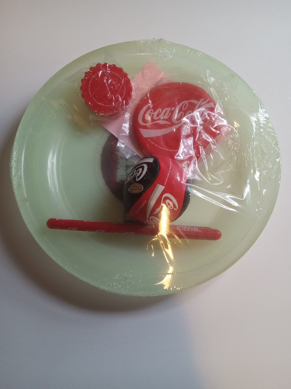 1996 JURASSIC PARK The Lost World Glow Frisbee Disc Coca Cola Promo NOS SEALED