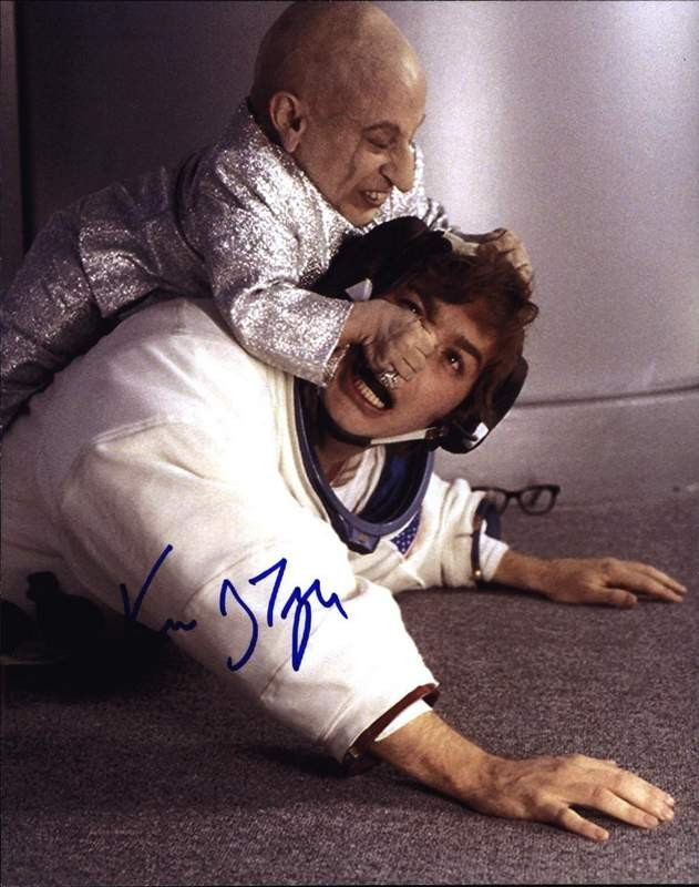 Verne Troyer signed celebrity 8×10 photo W/Cert Autograph 0762