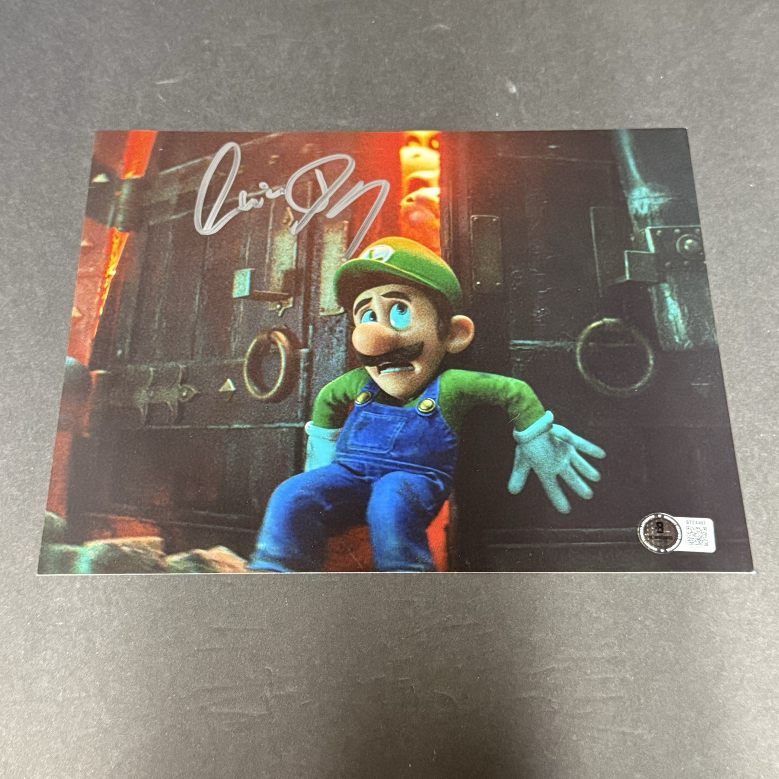 Charlie Day Signed Luigi Super Mario Movie 8×10 Photo Beckett BAS