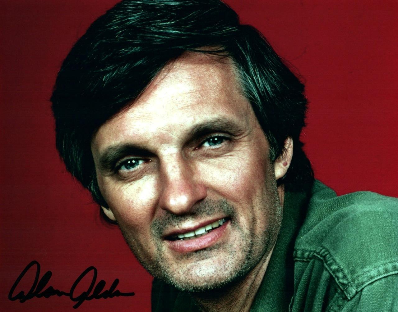 Alan Alda 8×10 Signed Autographed Photo Picture with COA