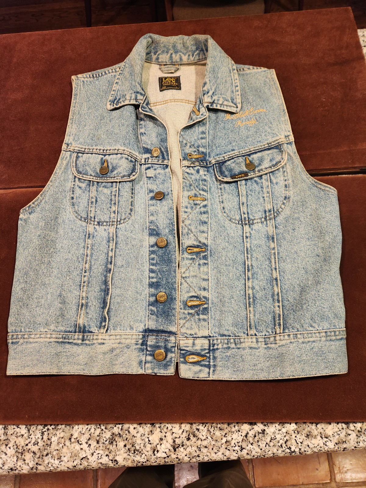 THE BLACK CROWES – 1992 Remedy Tour Vintage DENIM Lee vest (woman’s large)
