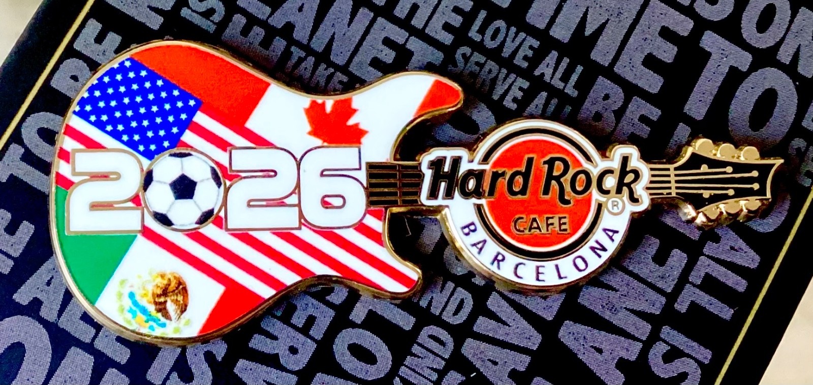 2026 HARD ROCK CAFE BARCELONA SPAIN FIFA WORLD CUP SOCCER GUITAR LE PIN