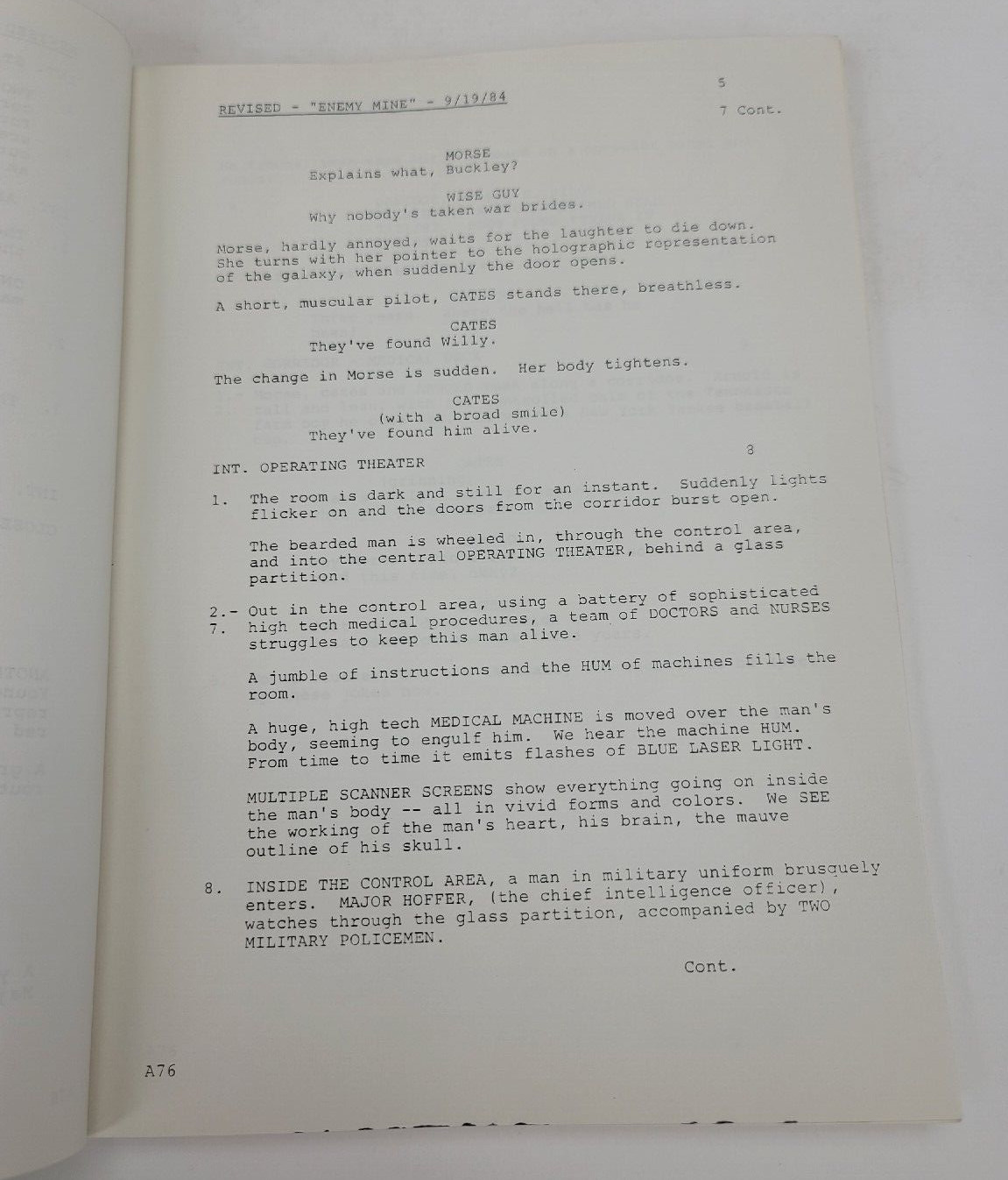 ENEMY MINE / Edward Khmara 1984 Screenplay office copy, Dennis Quaid space war