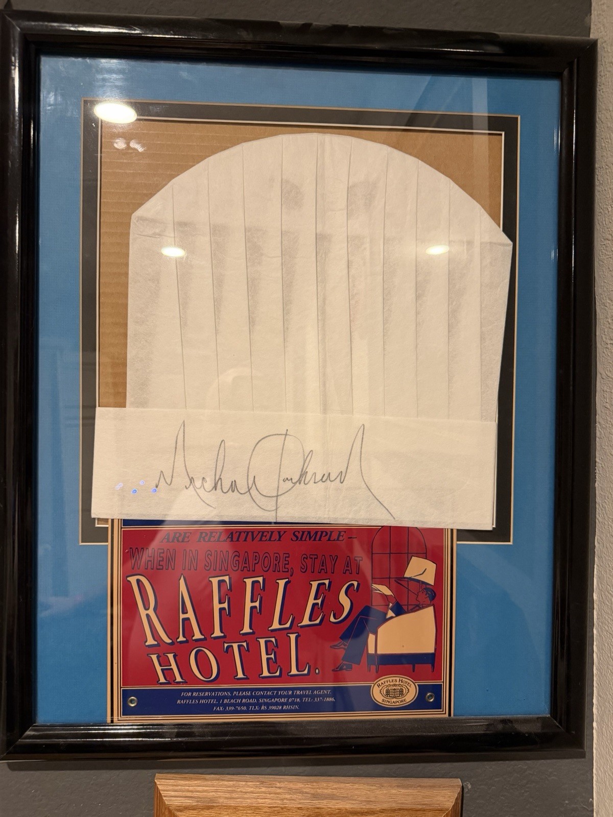 Michael Jackson Signed Chef’s Hat Raffles Hotel Singapore JSA Auto King Of Pop!