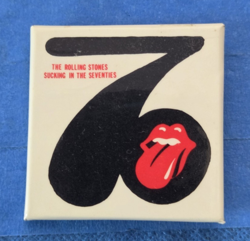 VTG 1981 Rolling Stones 2 1/8” cello Pinback Button Succking in the Seventies M8