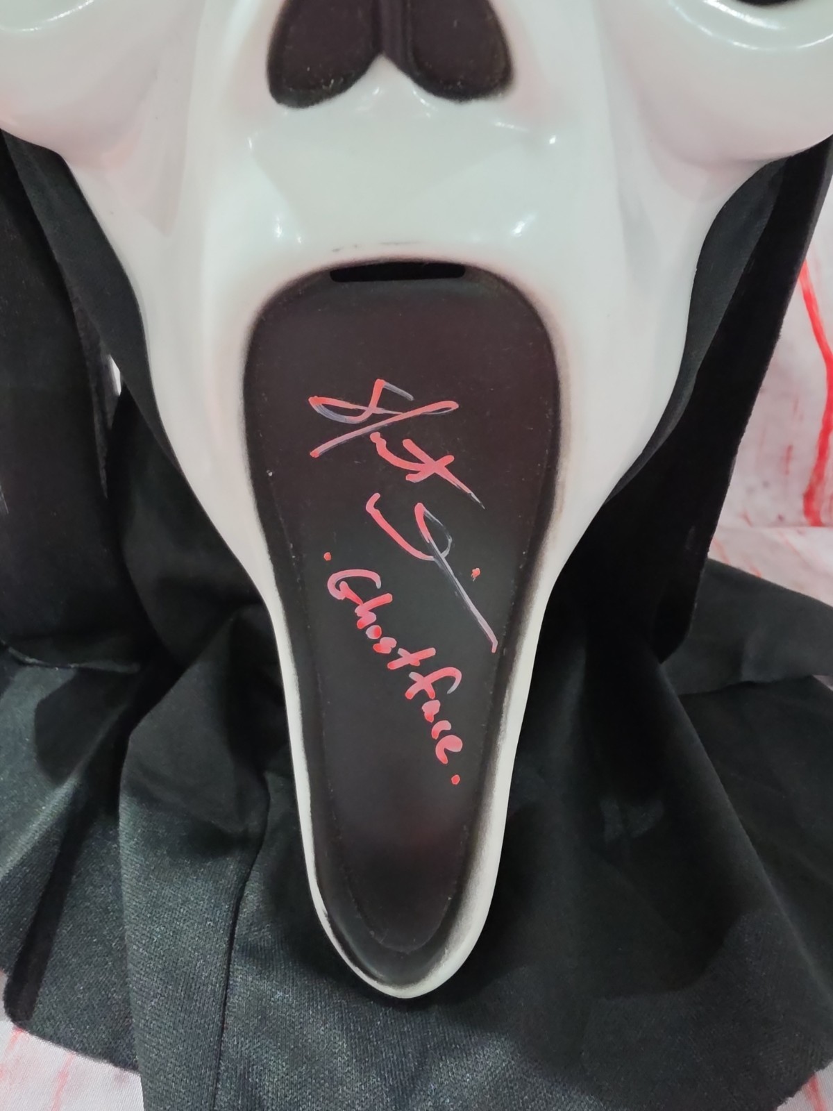 Skeet Ulrich Signed Ghostface Mask With JSA COA