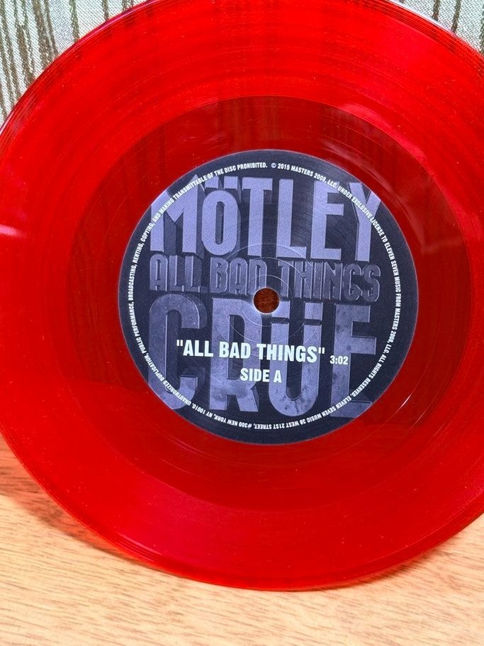 Mötley Crüe – ALL BAD THINGS – Final Tour 2015 VIP Bundle – RED VINYL