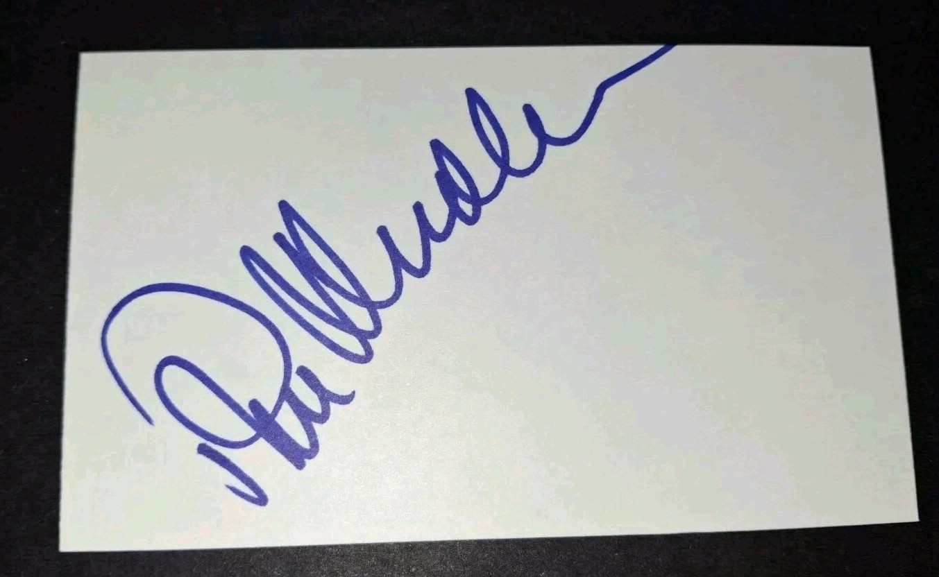PHIL DONAHUE – AFTERNOON TV SHOW STAR LEGEND – SIGNED 3×5 Index Card W/PROOF