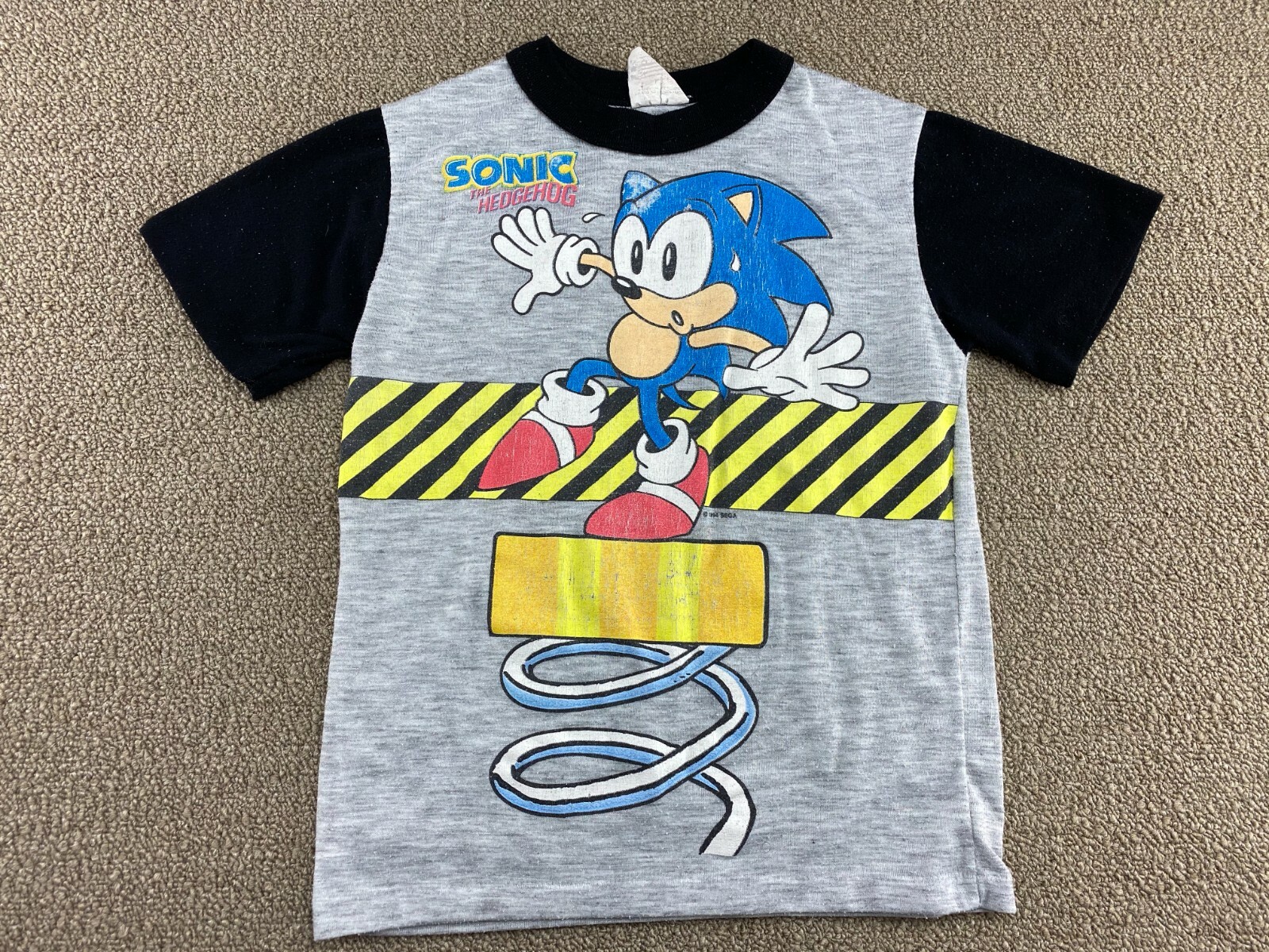 Sonic the Hedgehog Shirt YOUTH Sega Genesis Video Game Cartoon 90s VTG